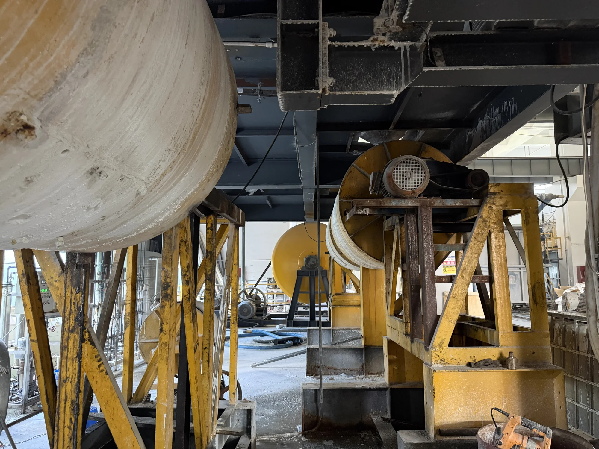 Industrial equipment used for technical ceramic production